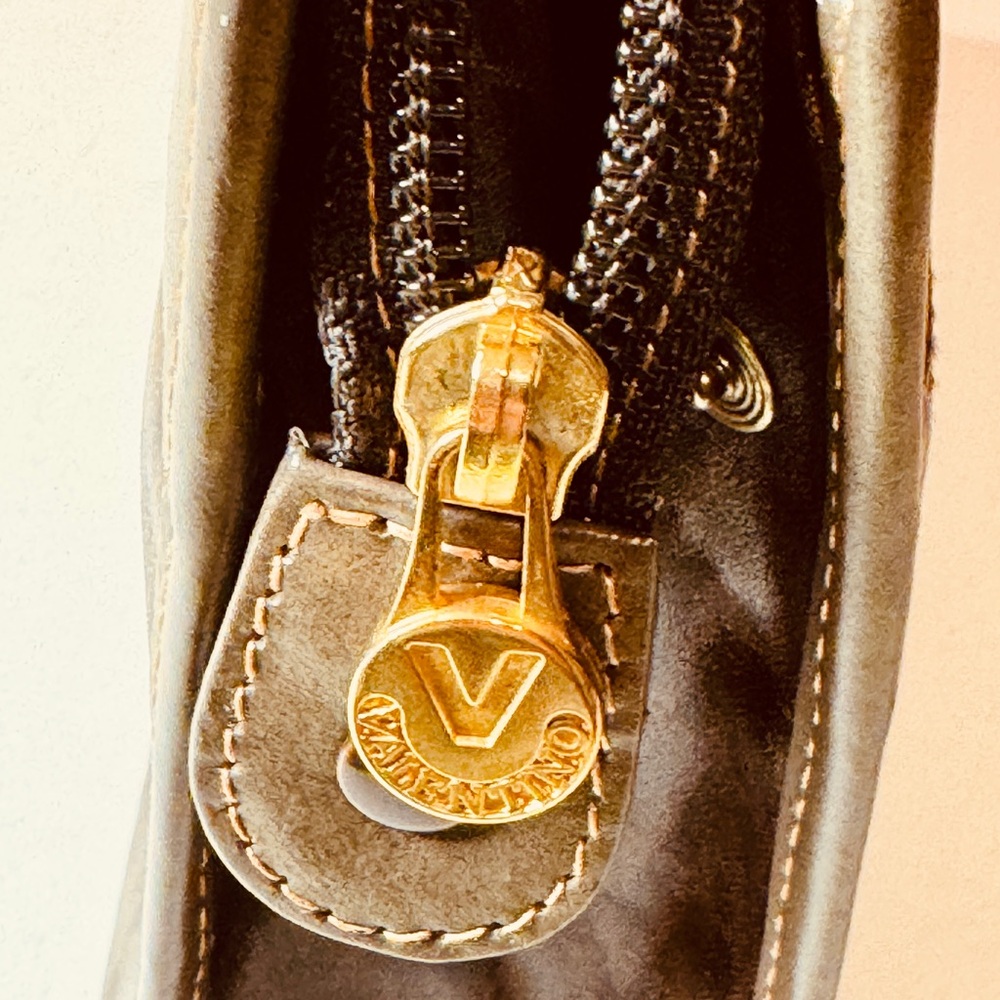 Valentino Gravani Not Rudolf Damt Gravani this is Gravani Tan Leather Clutch - Picture 14 of 16